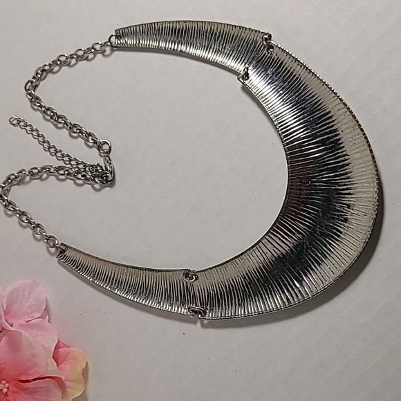 Necklace - Picture 6 of 6